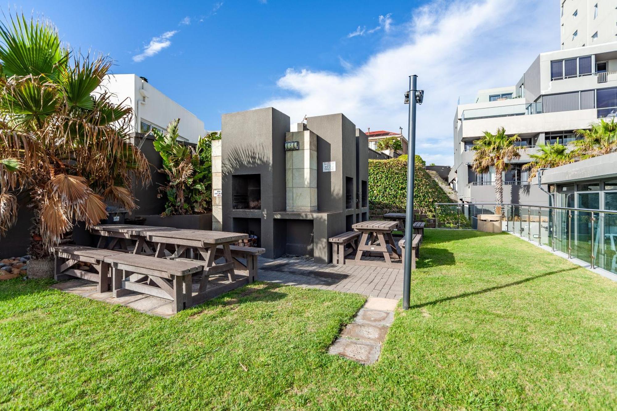 Modern Beachfront With Ocean Views - Infinity G9, Blouberg, Cape Town Bloubergstrand Exterior foto