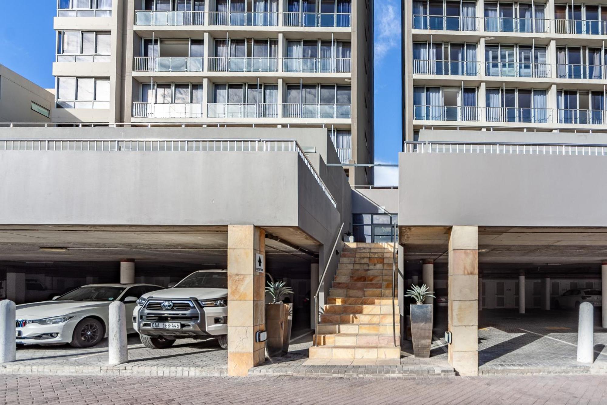 Modern Beachfront With Ocean Views - Infinity G9, Blouberg, Cape Town Bloubergstrand Exterior foto